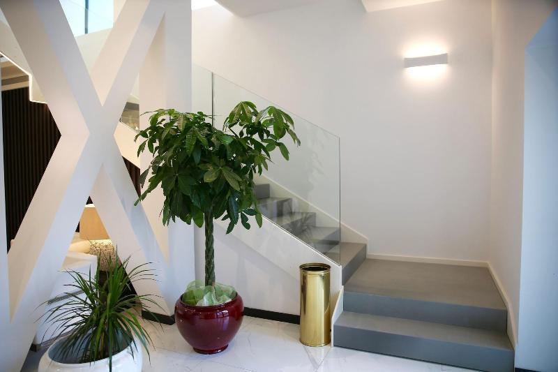 Monaco Suites Hotel Lignano Sabbiadoro Buitenkant foto