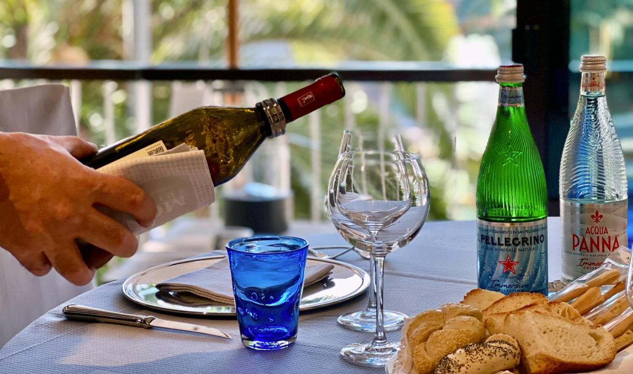 Monaco Suites Hotel Lignano Sabbiadoro Buitenkant foto